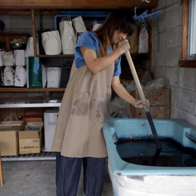Chizu Blue Studio Shot